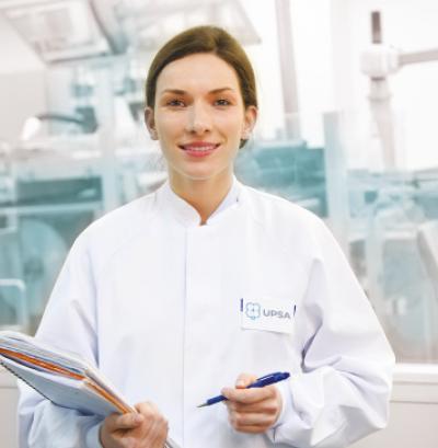 Pauline, Pharmacienne de production de nuit